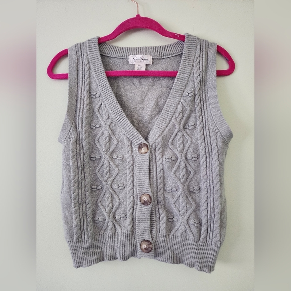 NWOT Jessica Simpson Light Gray V-Neck Sweater Vest - Picture 1 of 2